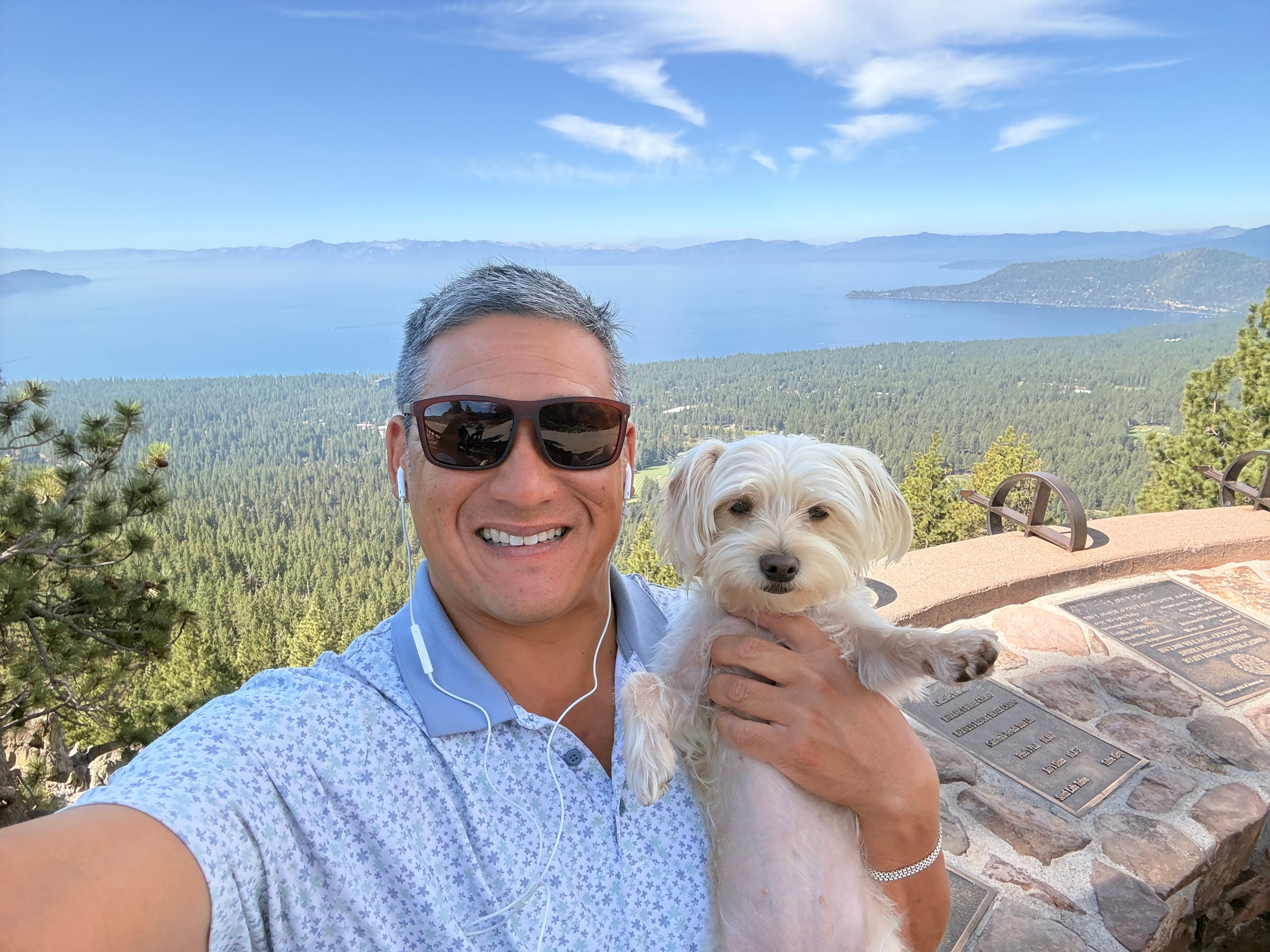 Michael Craig, founder of GolfIndoorPass, with his dog Thalia